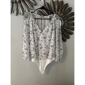 Abercrombie Fitch Floral Print Sheer Long Sleeve Bodysuit White Black Size M